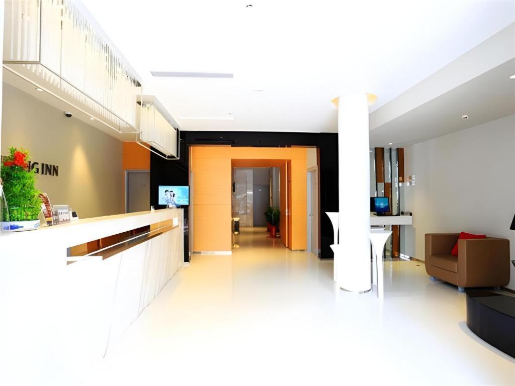 Jinjiang Inn Sanya Jiefang Road Tax Free Shopping Center מראה חיצוני תמונה