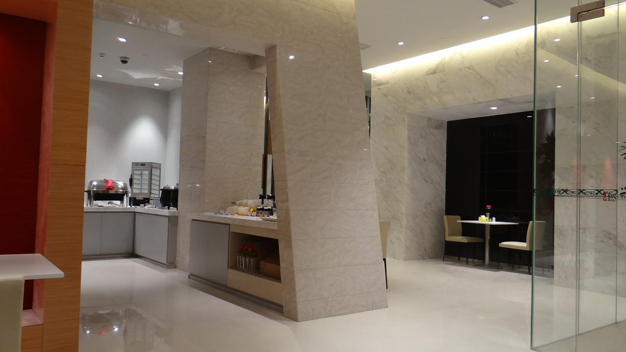 Jinjiang Inn Sanya Jiefang Road Tax Free Shopping Center מראה חיצוני תמונה