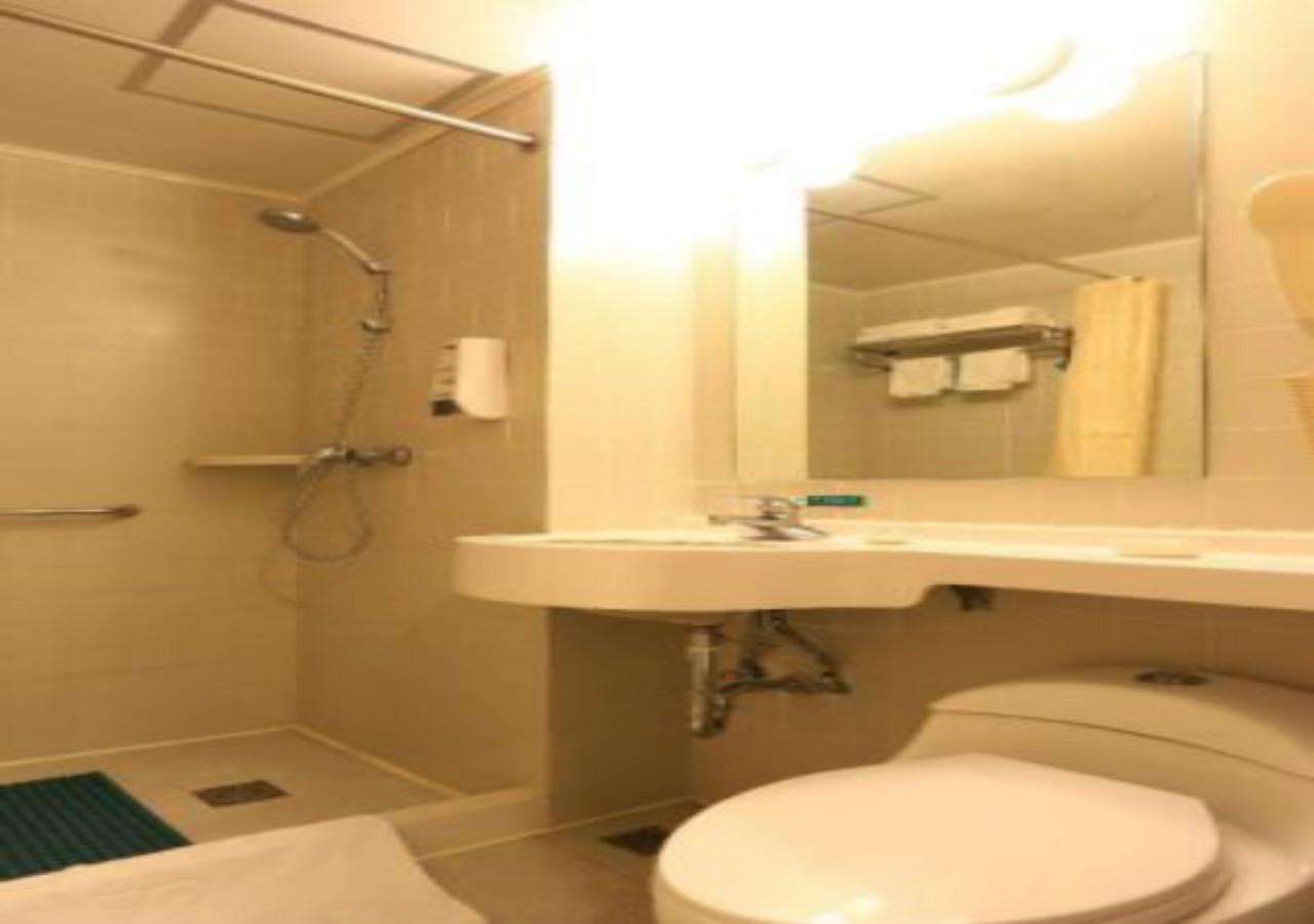 Jinjiang Inn Sanya Jiefang Road Tax Free Shopping Center מראה חיצוני תמונה